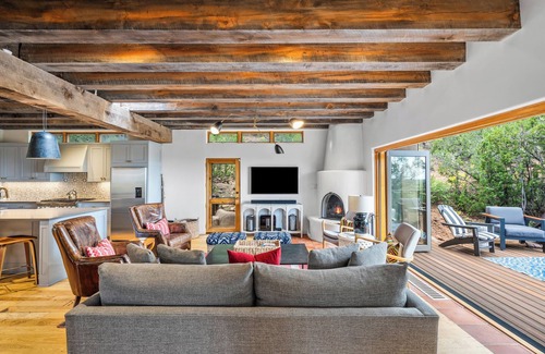 Historic Eastside Casa | Atalaya - Mountaintop Luxury