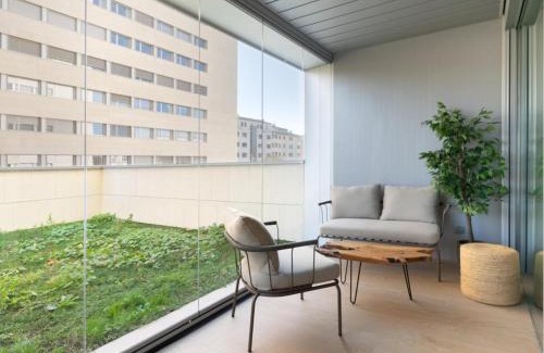Segundo Ensanche Apartamento | Atalaya sobre la Medialuna by Clabao