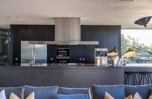 Oneroa Casa | Atatu Clifftop - Stay Waiheke