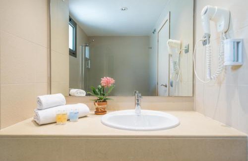 Vilanova I la Geltru Apartamento | Atenea Park Suites & Apartments