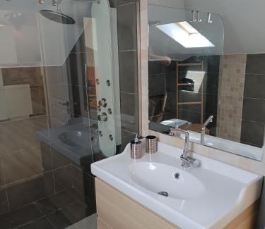 Paiania Apartamento | ATH Airport, Loft in Painia