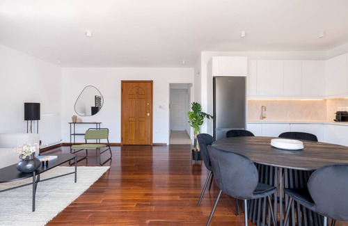 Alimos Apartamento | Athenian 3BR seaside property in Alimos