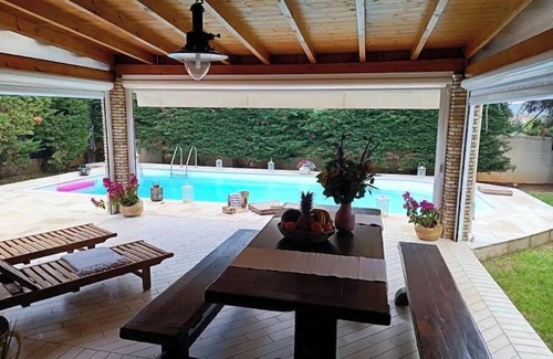 Porto Rafti Villa | Athenian Country House Retreat.