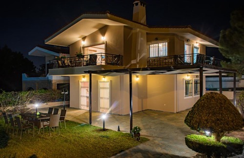 Palaia Fokaia Casa | Athenian Riviera Family House