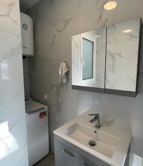 Ano Kipseli Apartamento | Athenian Sky Retreat
