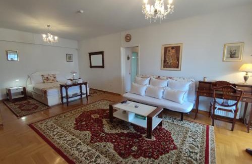 Agia Paraskevi Apartamento | 'Athens Light' luxury spacy appartment, Agia Paraskevi