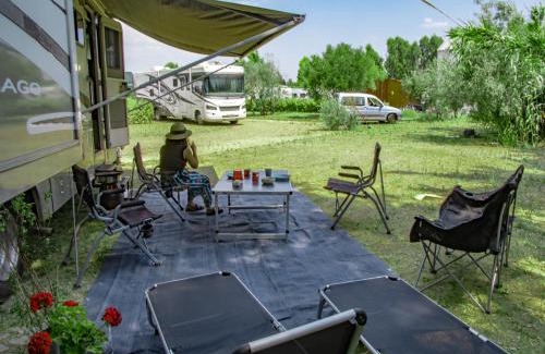 Pallini Otro | ATHENS MOTORHOME park RV WINNEBAGO