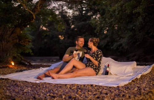 Udawalawa Cabina | Athgira River Camping - Udawalawe - Deluxe Tent