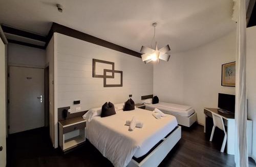 Riva del Garda Hotel | Athos Hotel