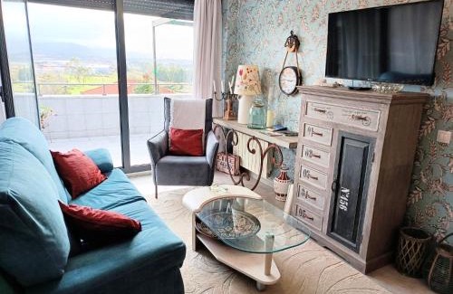 Cudon Apartamento | Atico con gran terraza y vistas en Cudon