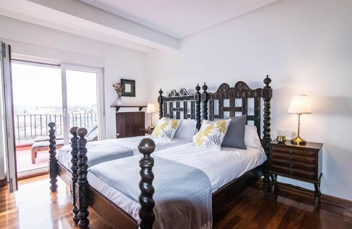 Cimadevilla Apartamento | ATICO DUPLEX PUERTO DEPORTIVO