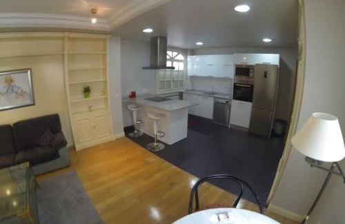 Milagrosa Apartamento | Atico en el centro UAT00614
