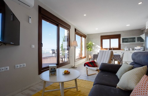 Cadiz Apartamento | Atico FULL Balcony by Cadiz4Rentals