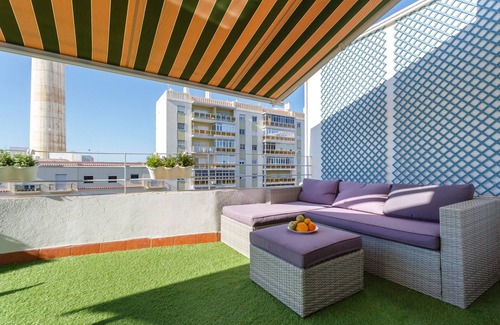 Cadiz Apartamento | Atico La JOYITA free parking by Cadiz4Rentals