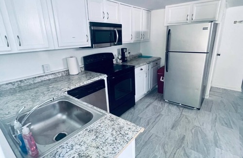 Atlanta Casa | ATL: 6BR Triplex—Chic, Boho,Retro Vibes |Sleeps 16