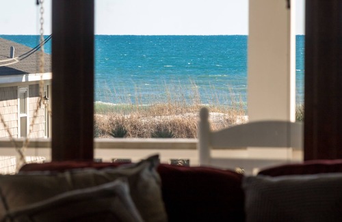 Atlantic Beach Casa | Atlantic Beach Classic Family Cottage