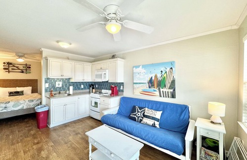 Atlantic Beach Apartamento | 🏖️Atlantic Beach🏄Cozy Partial Ocean View Studio😎Pool 🏊