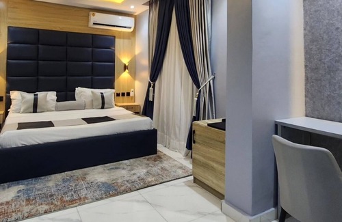 Ofin Hotel | Atlantic Palms Suites