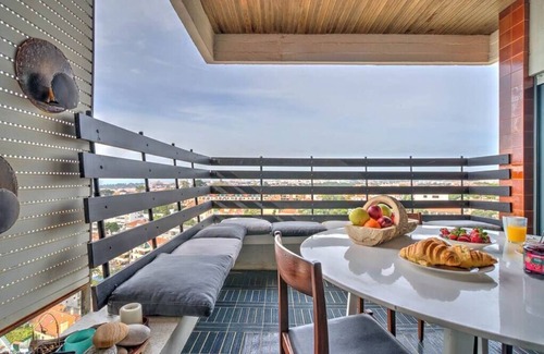 Estoril Apartamento | Vista al Atlántico y Sintra de 2 dormitorios, capacidad para 5 personas - cerca de Cascais