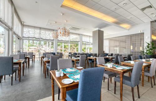 Pernera Hotel | Atlantica Sea Breeze, Adults Only