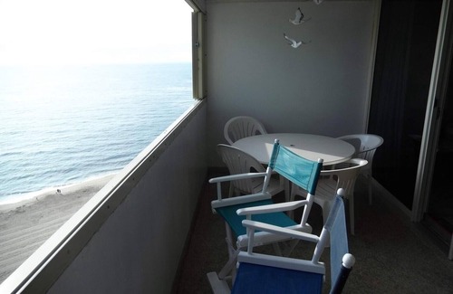 North Ocean City Condominio | Atlantis 1608 2 Bedroom Condo by RedAwning