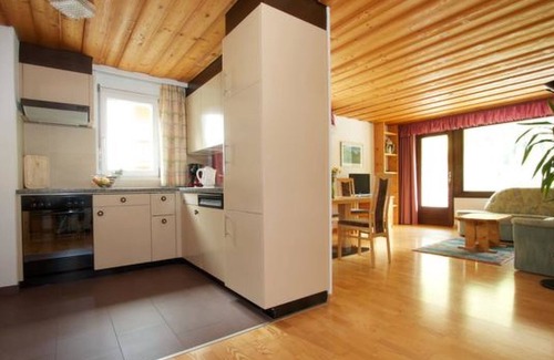 Ravaisch Apartamento | Atlantis-Appartements by Interhome