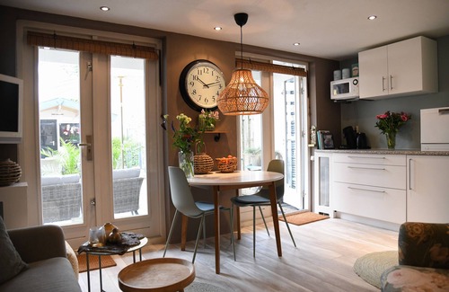 Alkmaar Apartamento | Alkmaar Lodge es un atractivo y moderno apartamento privado cerca del centro de la ciudad.