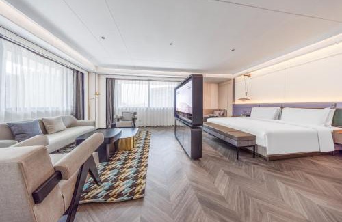 Tie Xi Hotel | Atour Hotel Shenyang Tiexi Plaza Qigong Street Subway Station