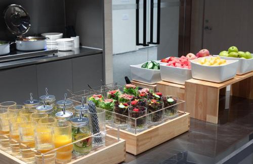 Gongshu Hotel | Atour Light Hotel Hangzhou Gongshu Grand Canal