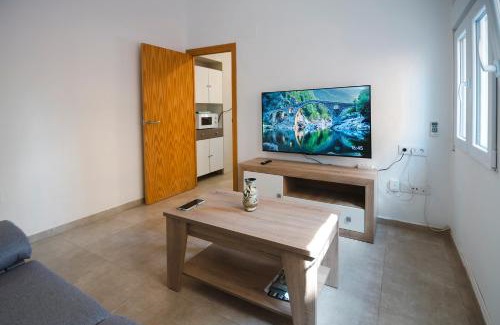 Almeria Centro Apartamento | ATP Plaza de Toros a 5 minutos del Paseo de Almería - Catedral y Alcazaba - Wifi Gratis!