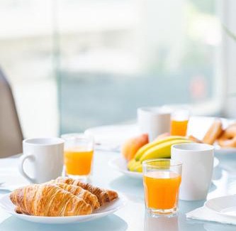 Almeria Apartamento | ATP Vega de Acá a 5 minutos de la Playa - Piscina Abierta hasta 30 Sept - Parking Privado Gratis!