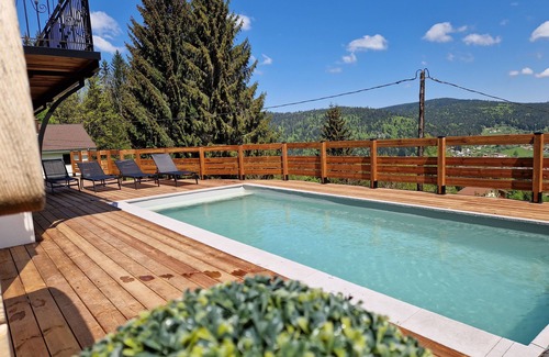 Xonrupt-Longemer Casa | "ATPeak Lodge Prestigious Mountain Accommodation