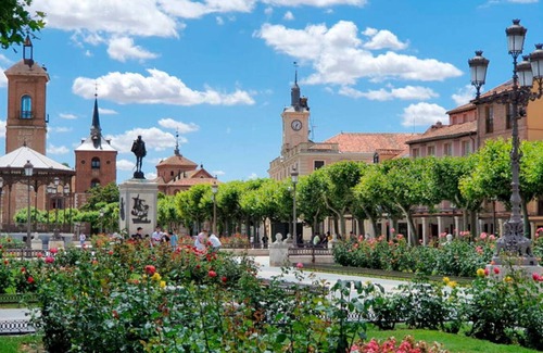Alcala de Henares Apartamento | Estudio El Quijote. B2 (1 cama doble 1 puff cama)