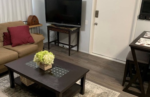 South Redlands Apartamento | Attached apartment rural Redlands neighborhood, 5 miles from historic Redlands