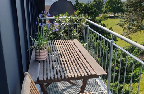 Mullenbach Apartamento | Casa con vista, terraza y jardín de invierno.