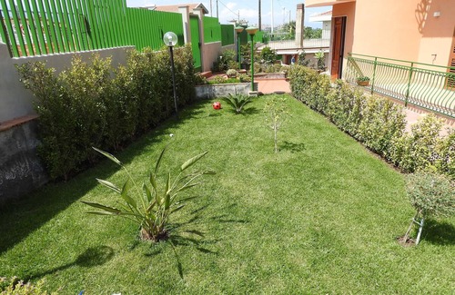 Aci Catena Apartamento | Ático con vistas al mar de los cíclopes.