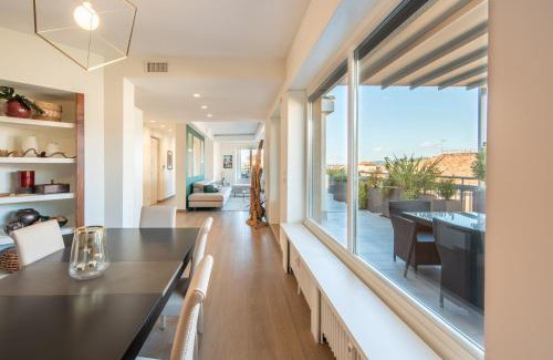 Alba Apartamento | Attico Centrale Piazza Pertinace free parking