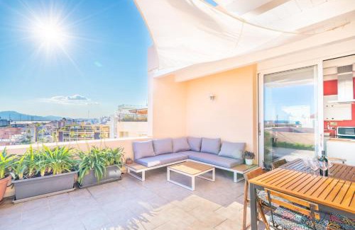 Cagliari Apartamento | Attico Luce e Colori - Terrazza Vista Mare - 5 Bdr