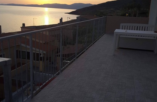 Castelsardo Apartamento | Attico Meraviglioso sul Mare, Appartamento con Ampio Terrazzo Vista 180 Gradi