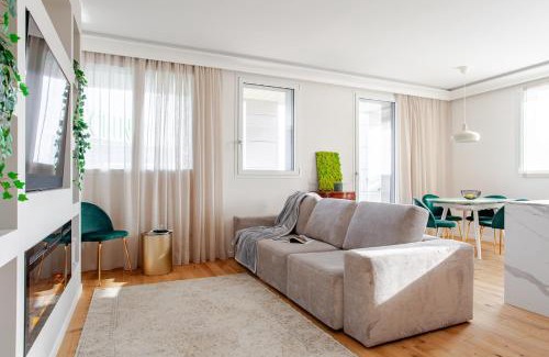 Certosa Apartamento | Attico San Siro, City Life, MiCo with WIFI e garage