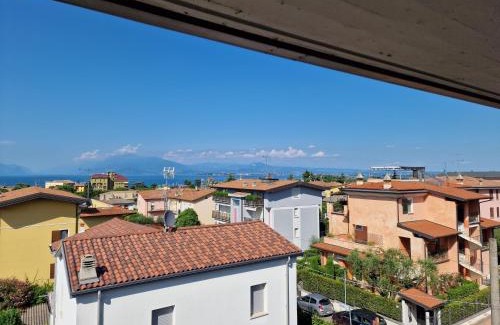 Desenzano del Garda Apartamento | Attico Vista Lago