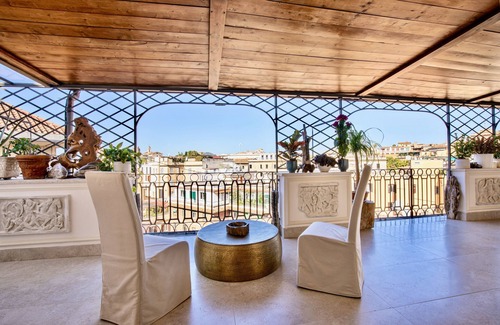 Monti Apartamento | ATTICUS Foro Romano Penthouse de Lujo