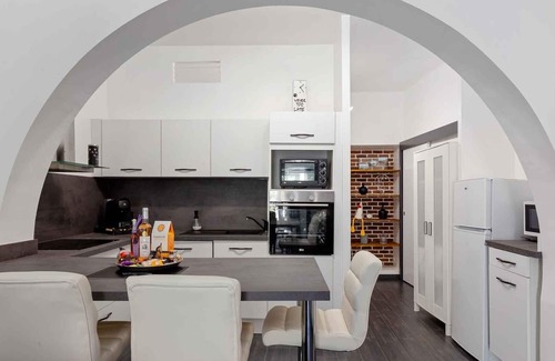 Ajaccio Apartamento | Attractive 3-star F2 apartment with all comforts in the center of Ajaccio (2/4 people)