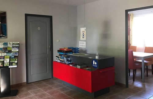 Les Forges Casa | Atractiva casa de vacaciones en Les Forges con piscina común