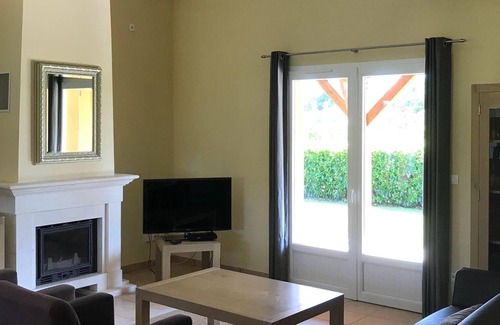 Les Forges Casa | Attractive holiday home in Les Forges with garden