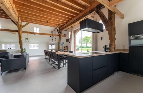 Municipality of Oude IJsselstreek Casa | Acogedora casa trasera en Voorst con un gran jardín