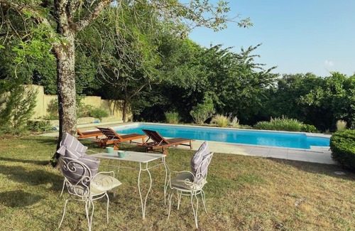Duras Casa | Attractive property set within idyllic gardens