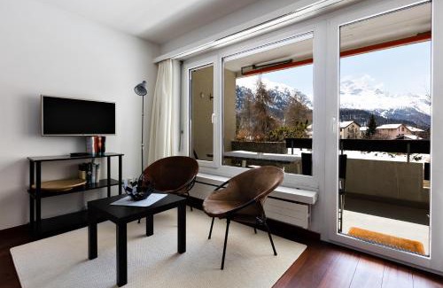 Champfer Apartamento | Attractive Studio in Champfèr-St Moritz Fully Renovated from December 25