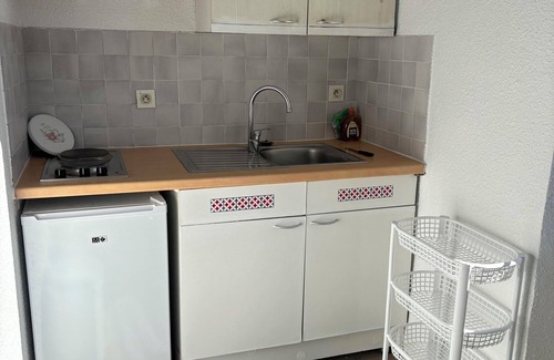 Eugenie-les-Bains Apartamento | Attractive T2 apartment 250 meters from the Eugénie les bains spa center.