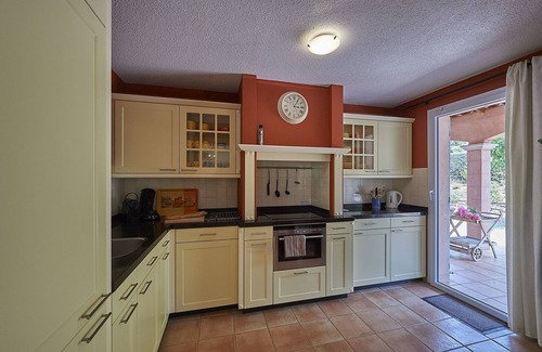 Nans-les-Pins Villa | Atractiva casa de vacaciones en una zona montañosa de Sainte Baume